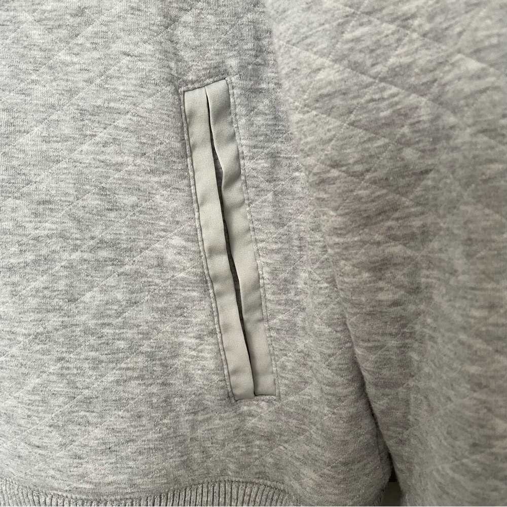 Ladies Sweatshirt by Tommy Hilfiger - Picture 4 of 8